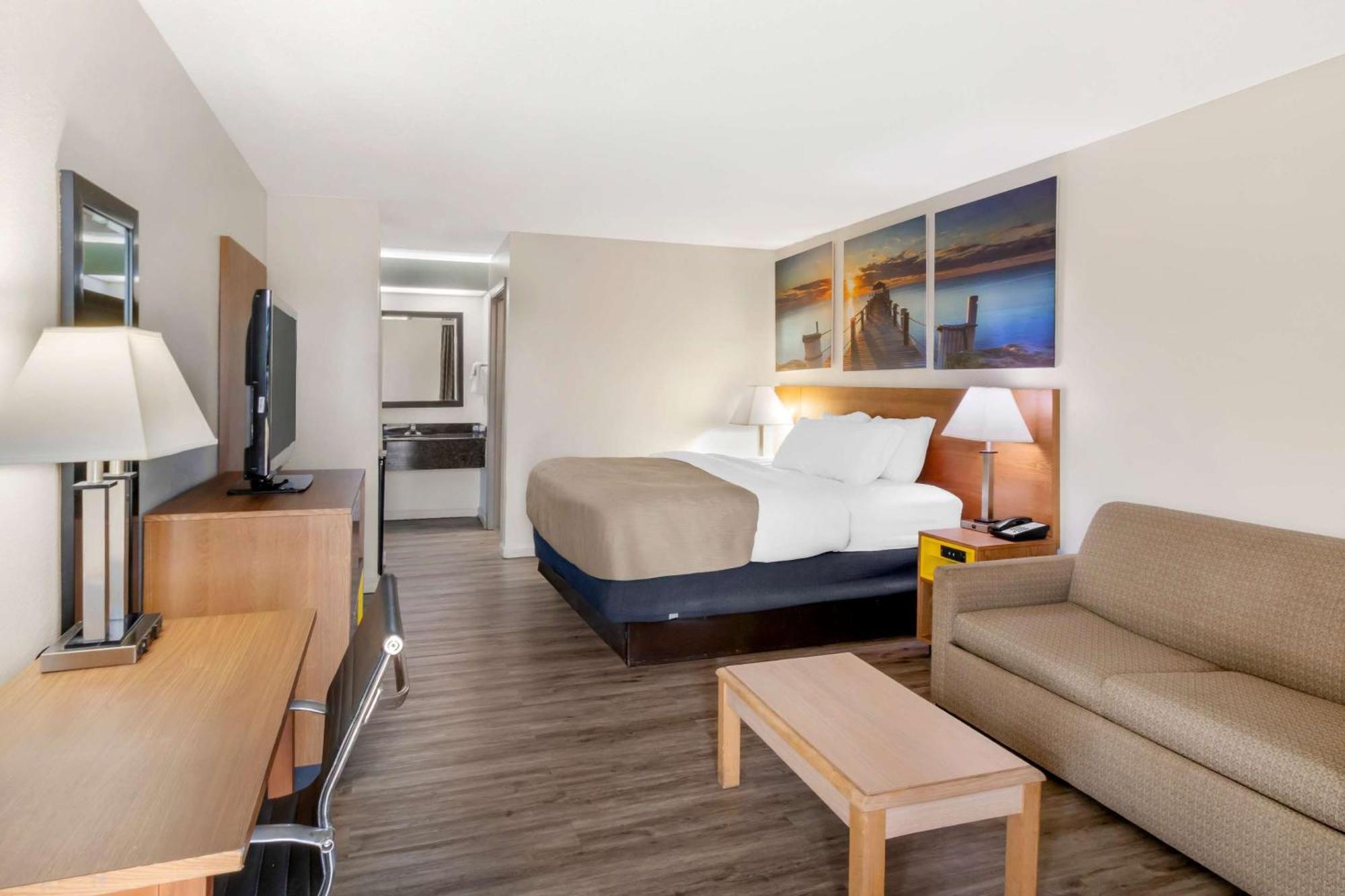 Quality Inn & Suites Decatur Priceville I-65 Exteriör bild
